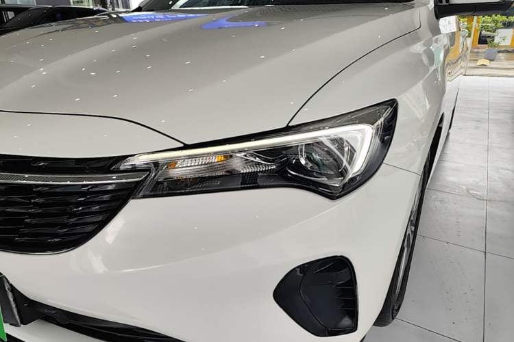 Used Buick Verano 2023 Pro Enjoyment Edition Left Front Headlight