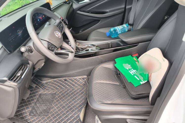 Used Buick Verano 2023 Pro Enjoyment Edition Left Front Seat