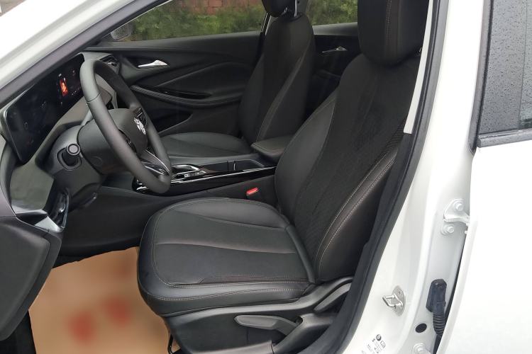 Used Buick Verano 2023 Pro Enjoyment Edition Left Front Seat