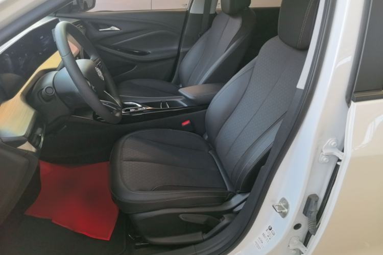 Used Buick Verano 2023 Pro Enjoyment Edition Left Front Seat