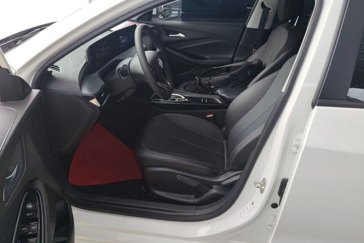 Used Buick Verano 2023 Pro Enjoyment Edition Left Front Seat