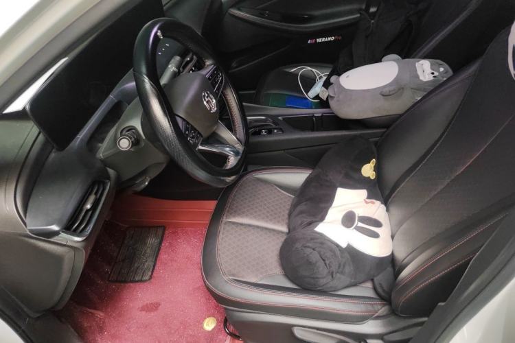 Used Buick Verano 2023 Pro GS Hunter Wind Edition Left Front Seat