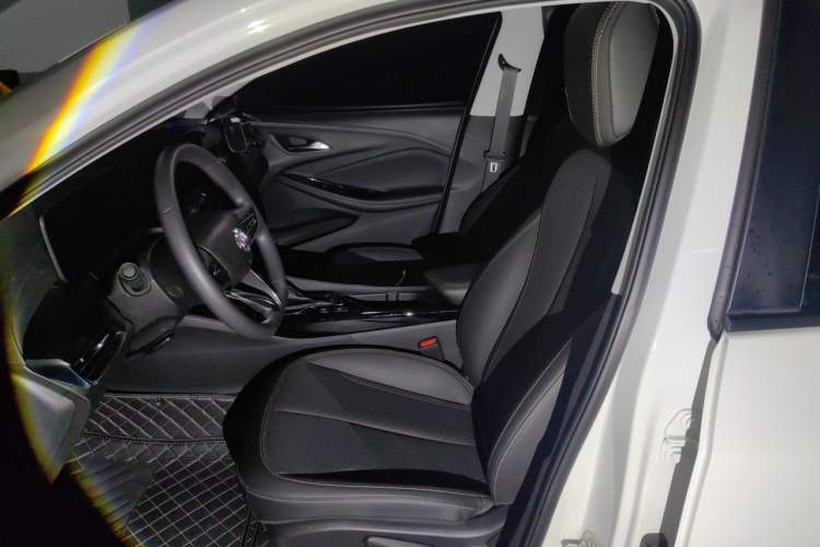 Used Buick Verano 2023 Pro Enjoyment Edition Left Front Seat