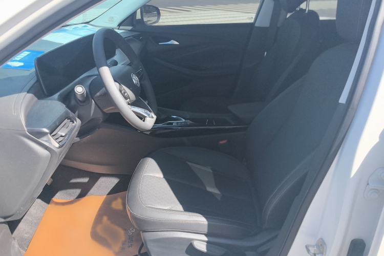 Used Buick Verano 2023 Pro Enjoyment Edition Left Front Seat