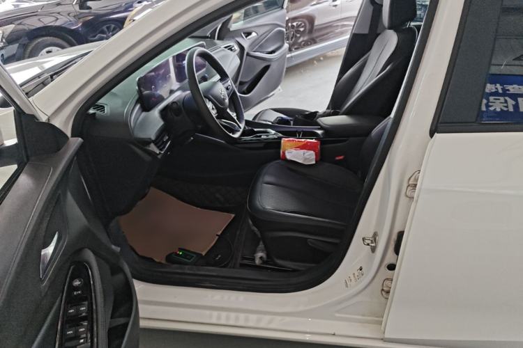 Used Buick Verano 2023 Pro Enjoyment Edition Left Front Seat