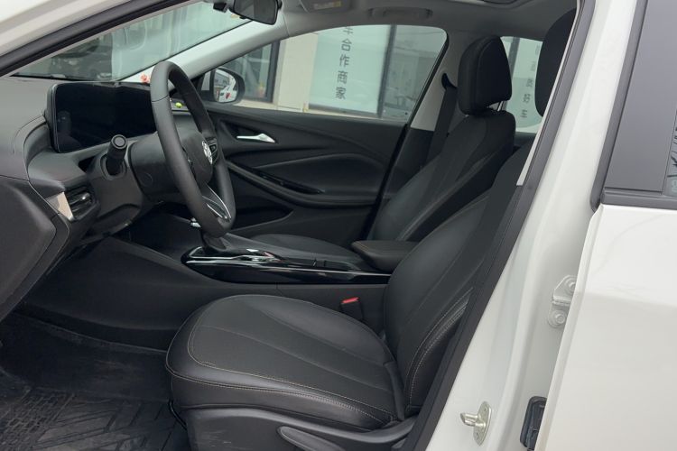 Used Buick Verano 2023 Pro Enjoyment Edition Left Front Seat