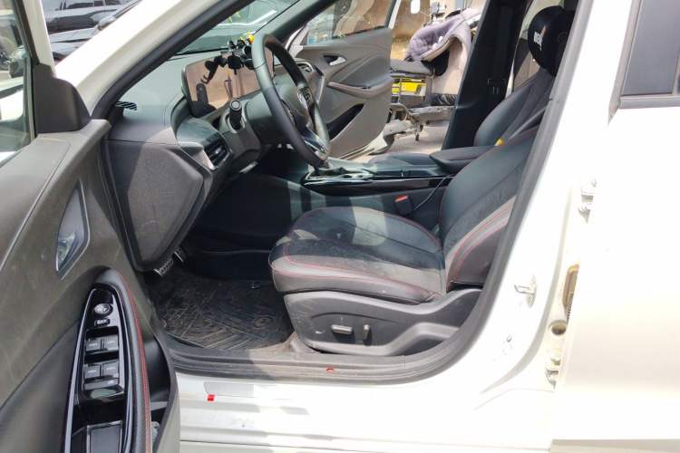 Used Buick Verano 2023 Pro GS Swift Edition Left Front Seat