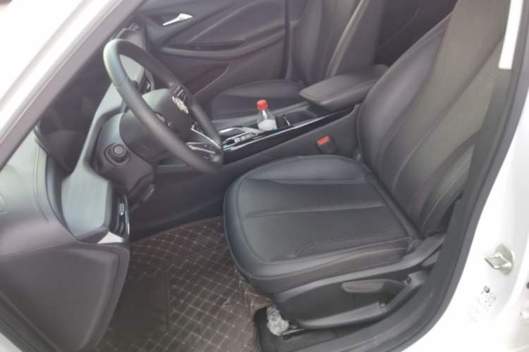 Used Buick Verano 2023 Pro Enjoyment Edition Left Front Seat