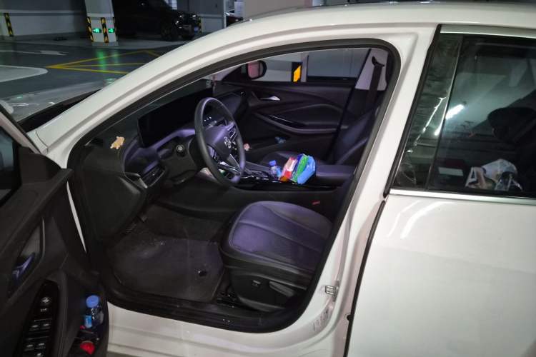 Used Buick Verano 2023 Pro Enjoyment Edition Left Front Seat