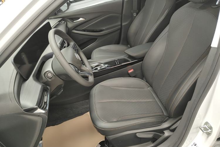 Used Buick Verano 2023 Pro Enjoyment Edition Left Front Seat