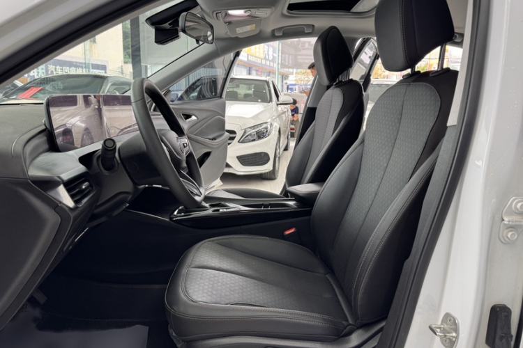 Used Buick Verano 2023 Pro Enjoyment Edition Left Front Seat