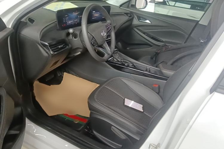 Used Buick Verano 2023 Pro Enjoyment Edition Left Front Seat