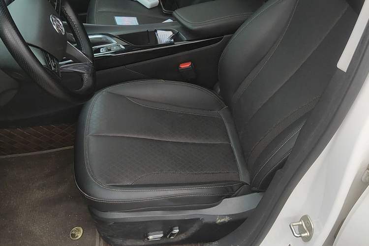 Used Buick Verano 2023 Pro Enjoyment Edition Left Front Seat