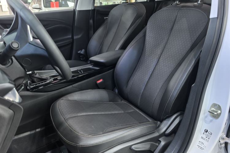 Used Buick Verano 2023 Pro Enjoyment Edition Left Front Seat