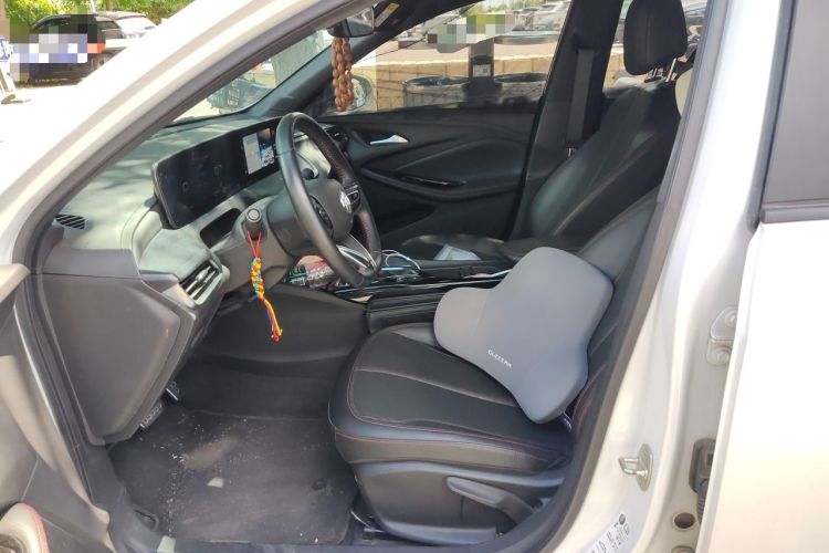 Used Buick Verano 2023 Pro GS Hunter Wind Edition Left Front Seat