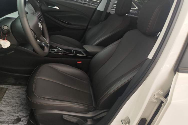 Used Buick Verano 2023 Pro Enjoyment Edition Left Front Seat