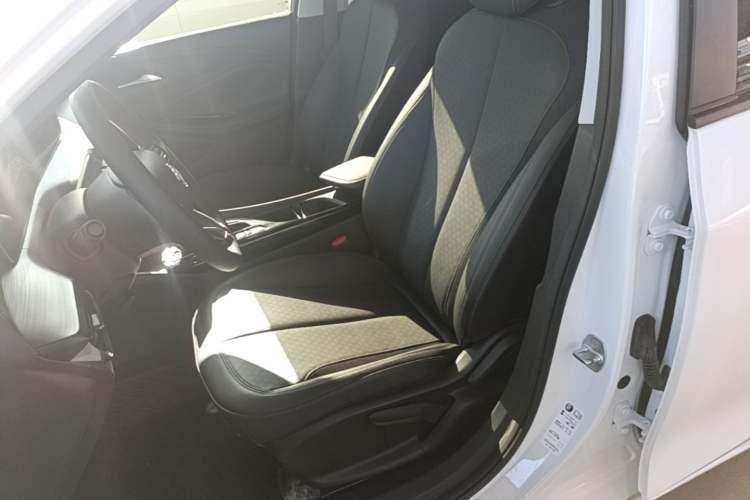 Used Buick Verano 2023 Pro Enjoyment Edition Left Front Seat