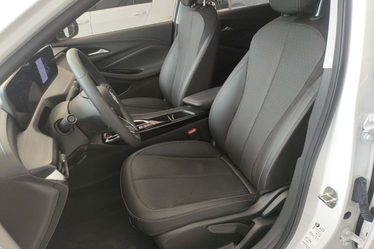 Used Buick Verano 2023 Pro Enjoyment Edition Left Front Seat