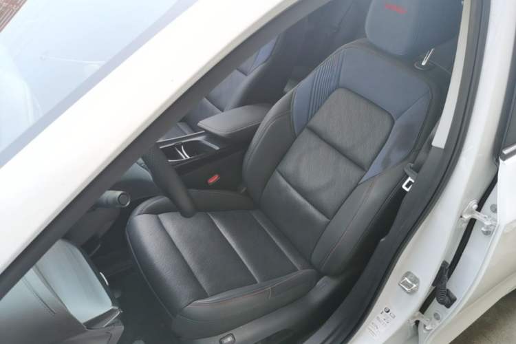 Used Buick Verano 2023 Pro Enjoyment Edition Left Front Seat