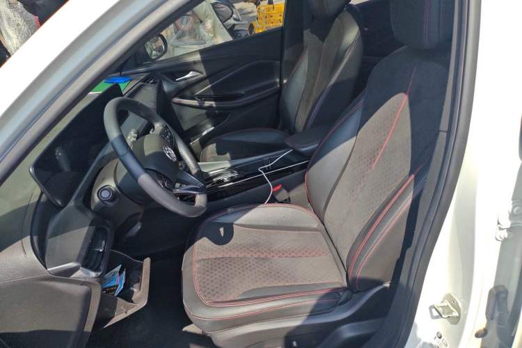 Used Buick Verano 2023 Pro GS Swift Edition Left Front Seat