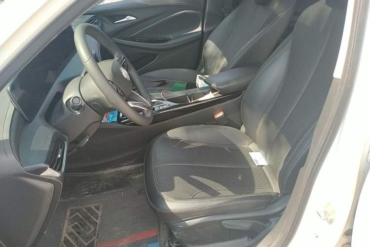 Used Buick Verano 2023 Pro Enjoyment Edition Left Front Seat