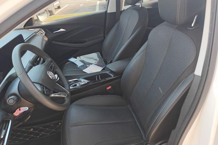 Used Buick Verano 2023 Pro Enjoyment Edition Left Front Seat