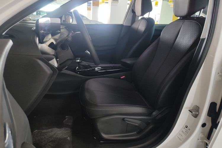 Used Buick Verano 2023 Pro Enjoyment Edition Left Front Seat