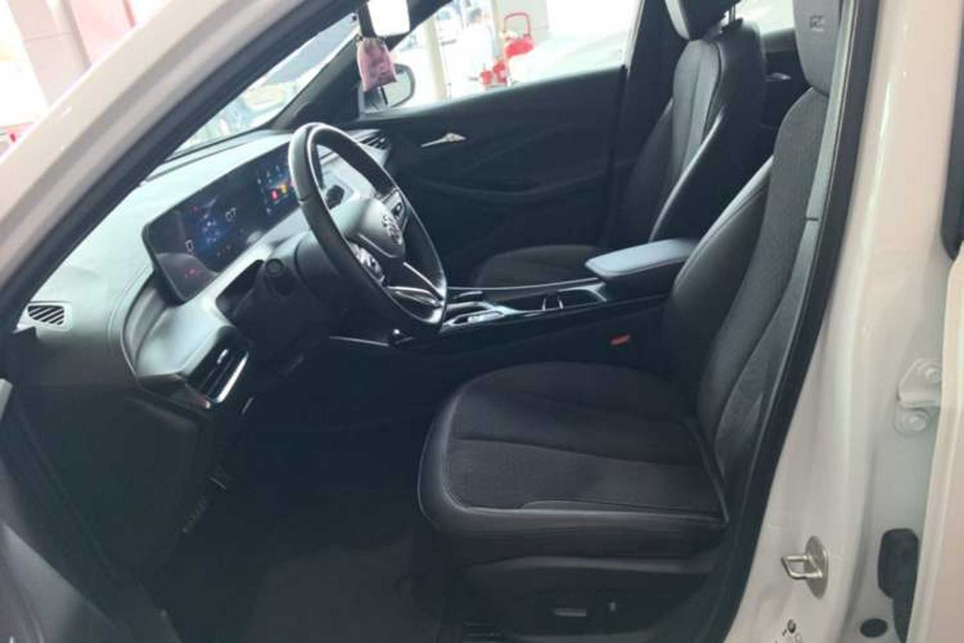 Used Buick Verano 2023 Pro GS Swift Edition Left Front Seat