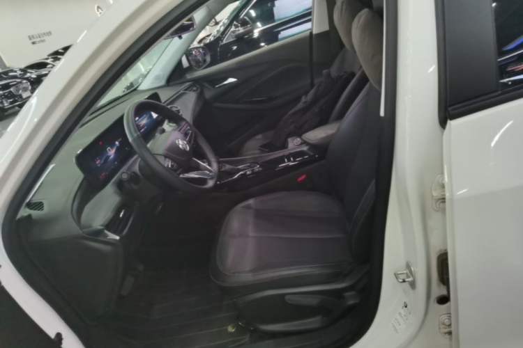 Used Buick Verano 2023 Pro Enjoyment Edition Left Front Seat