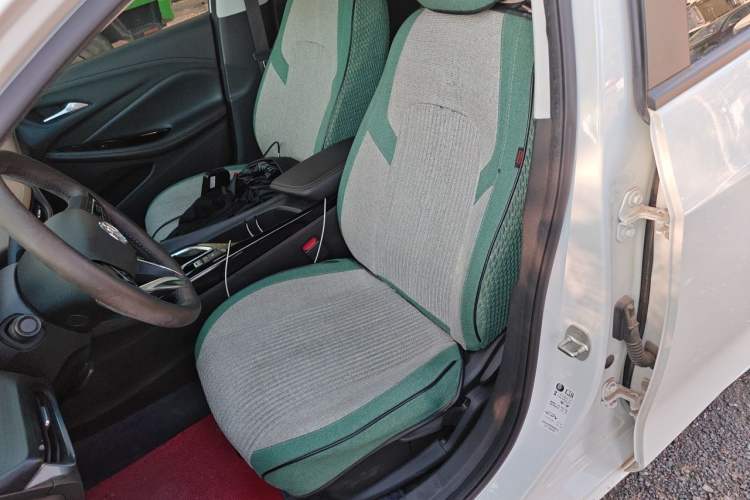 Used Buick Verano 2023 Pro Enjoyment Edition Left Front Seat