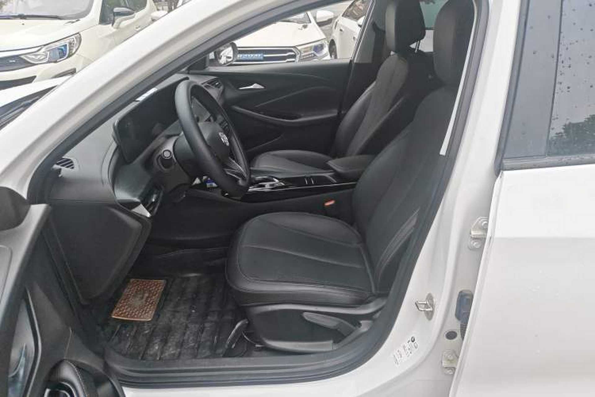Used Buick Verano 2023 Pro Enjoyment Edition Left Front Seat