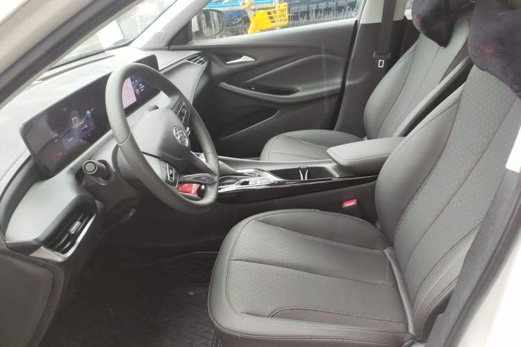 Used Buick Verano 2023 Pro Enjoyment Edition Left Front Seat
