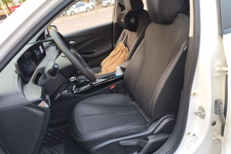 Used Buick Verano 2023 Pro Enjoyment Edition Left Front Seat