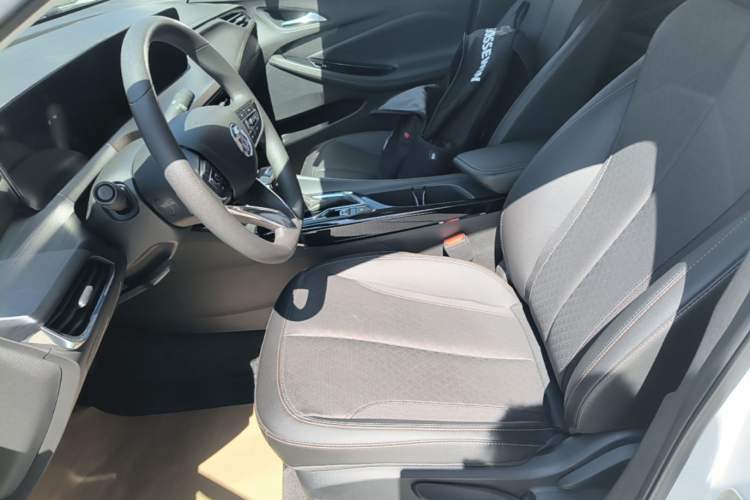 Used Buick Verano 2023 Pro Enjoyment Edition Left Front Seat