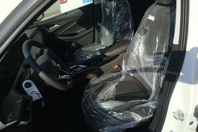 Used Buick Verano 2023 Pro Enjoyment Edition Left Front Seat