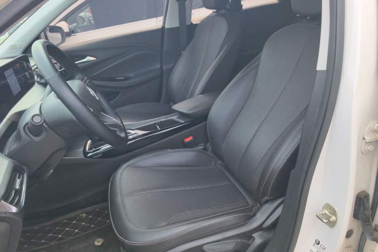 Used Buick Verano 2023 Pro Enjoyment Edition Left Front Seat