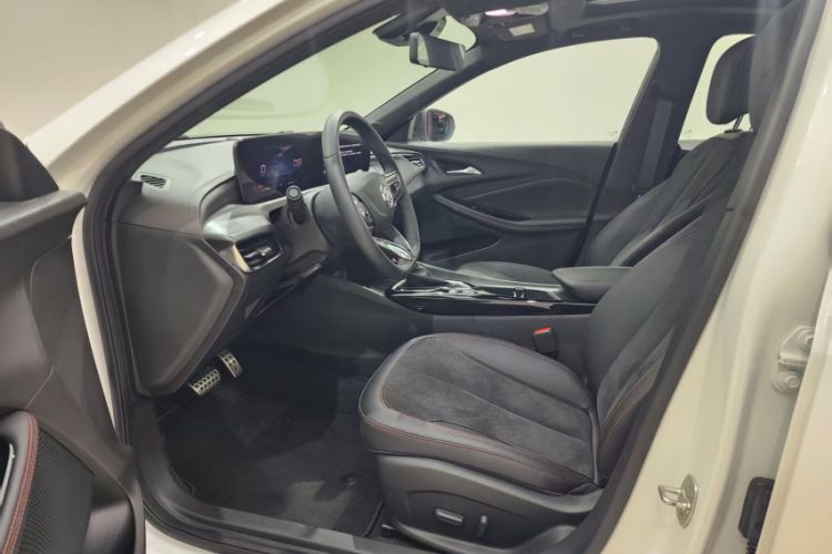Used Buick Verano 2023 Pro GS Swift Edition Left Front Seat