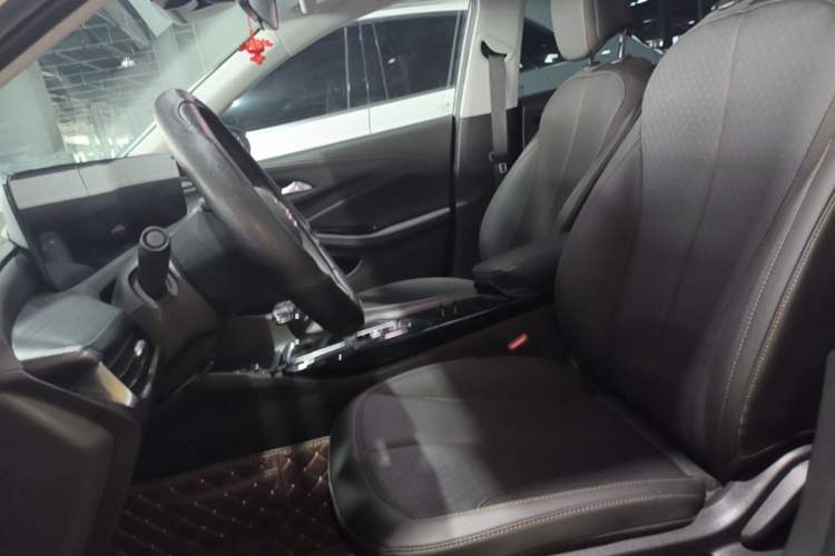 Used Buick Verano 2023 Pro Enjoyment Edition Left Front Seat