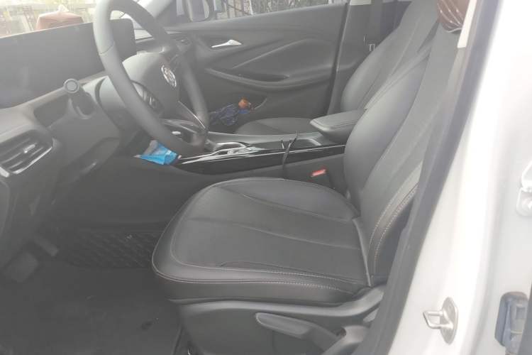 Used Buick Verano 2023 Pro Enjoyment Edition Left Front Seat