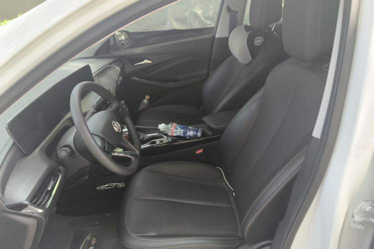 Used Buick Verano 2023 Pro Enjoyment Edition Left Front Seat