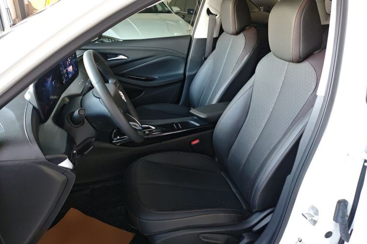 Used Buick Verano 2023 Pro Enjoyment Edition Left Front Seat
