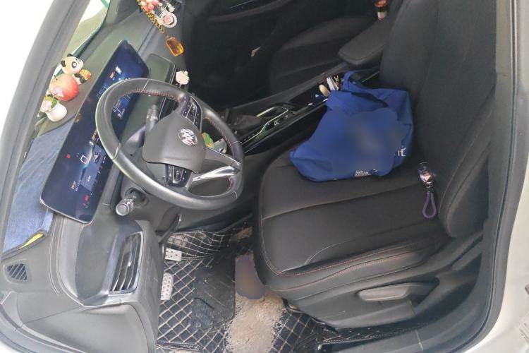 Used Buick Verano 2023 Pro GS Hunter Wind Edition Left Front Seat
