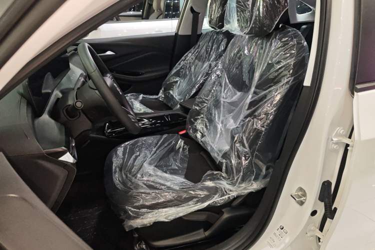Used Buick Verano 2023 Pro Enjoyment Edition Left Front Seat