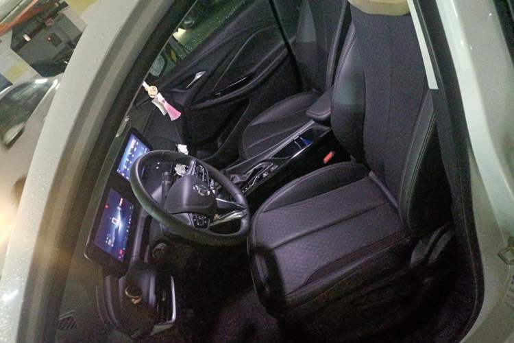 Used Buick Verano 2023 Pro Enjoyment Edition Left Front Seat
