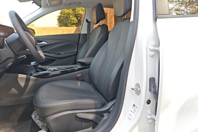 Used Buick Verano 2023 Pro Enjoyment Edition Left Front Seat