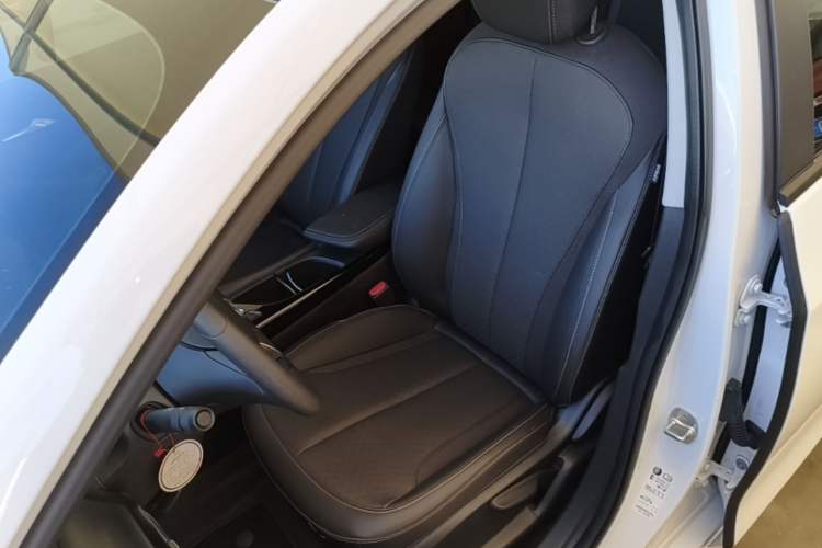Used Buick Verano 2023 Pro Enjoyment Edition Left Front Seat