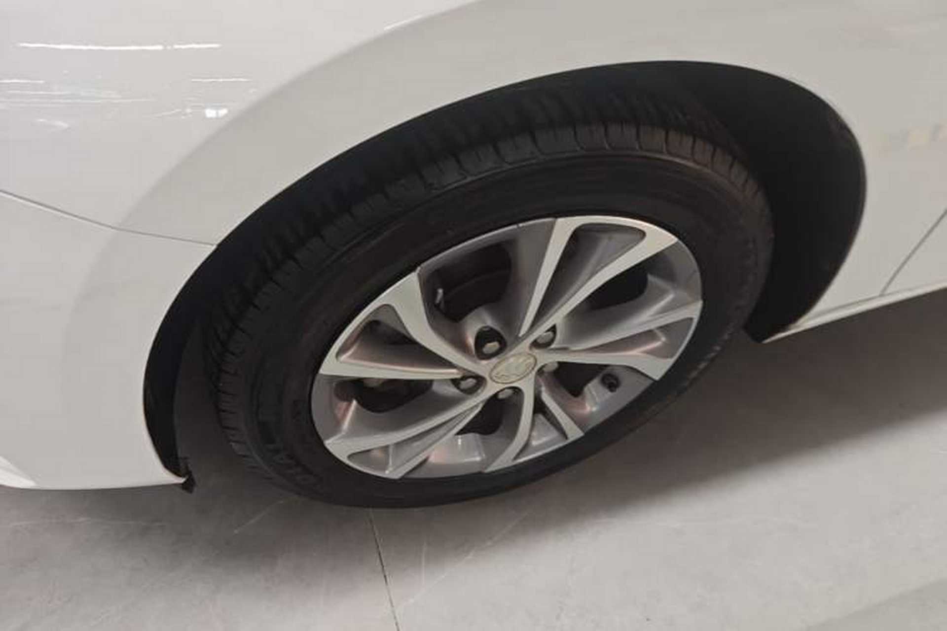 Used Buick Verano 2023 Pro Enjoyment Edition Left Front Wheel Hub