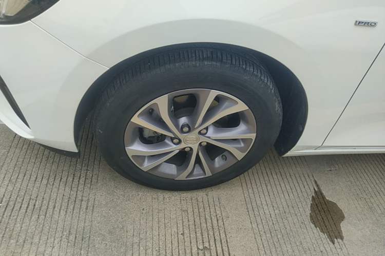 Used Buick Verano 2023 Pro Enjoyment Edition Left Front Wheel Hub