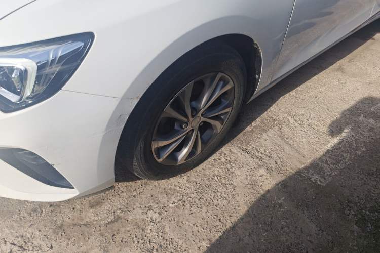 Used Buick Verano 2023 Pro Enjoyment Edition Left Front Wheel Hub
