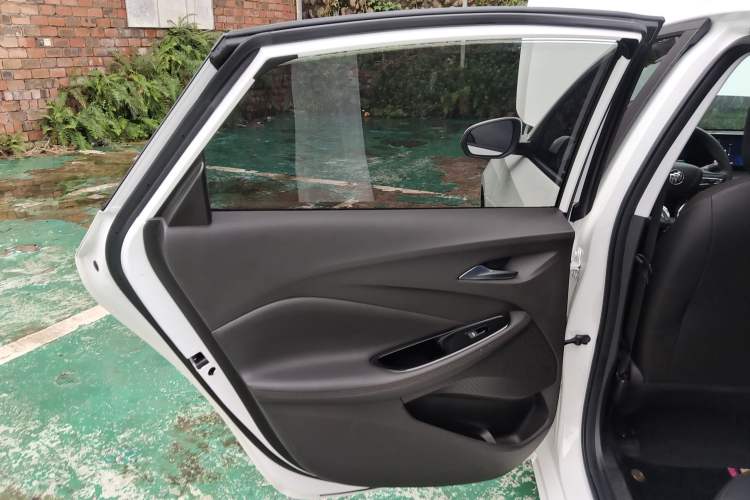 Used Buick Verano 2023 Pro Enjoyment Edition Left Rear Door Interior